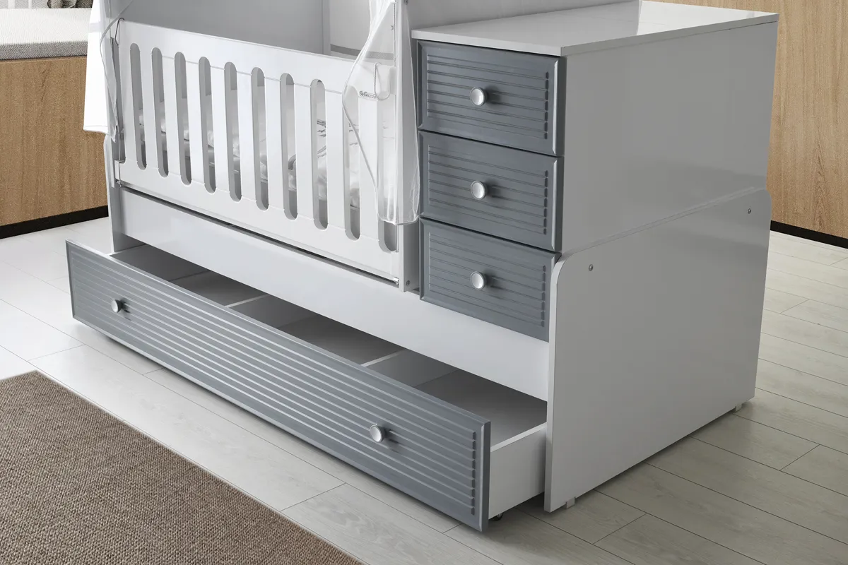 Junior 3 Kapılı Dolap