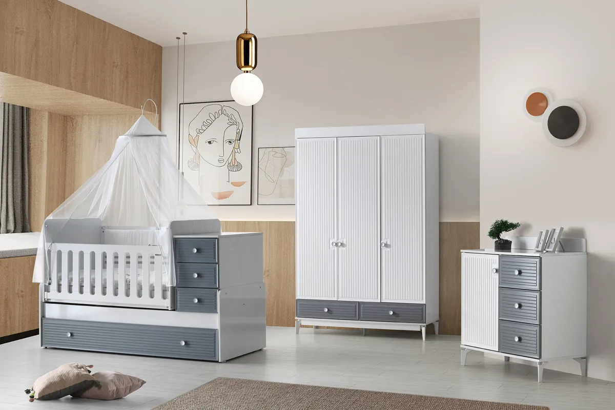 Junior 3 Kapılı Dolap